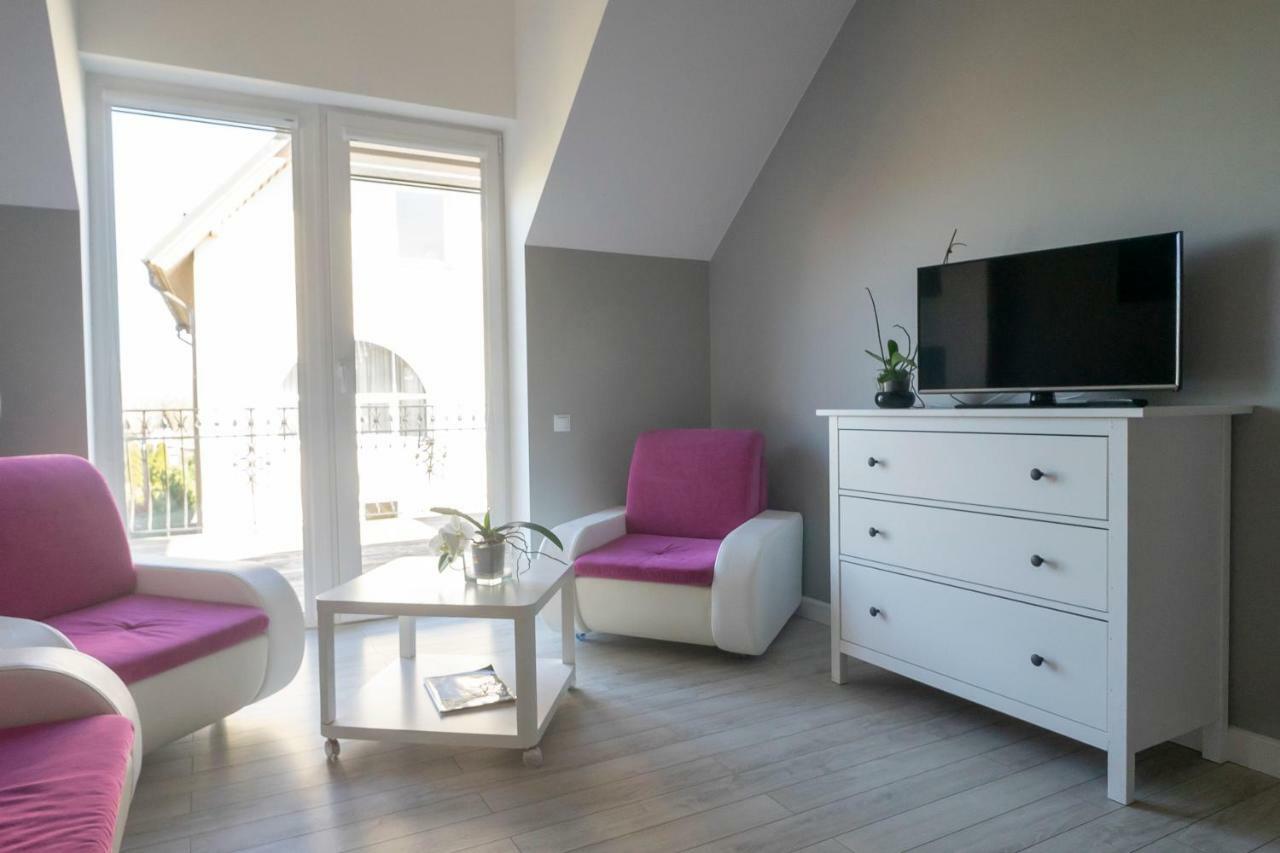 Sveciu Namai Lanko G. Hotel Klaipeda Ngoại thất bức ảnh